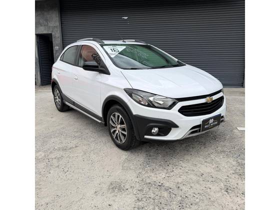 CHEVROLET ONIX 1.4 MPFI ACTIV 8V FLEX 4P AUTOMÁTICO